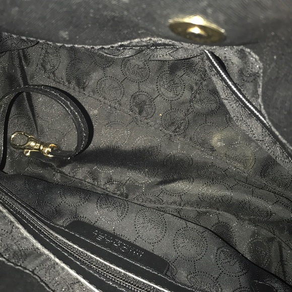 Michael Kors Purse - Picture 4 of 5